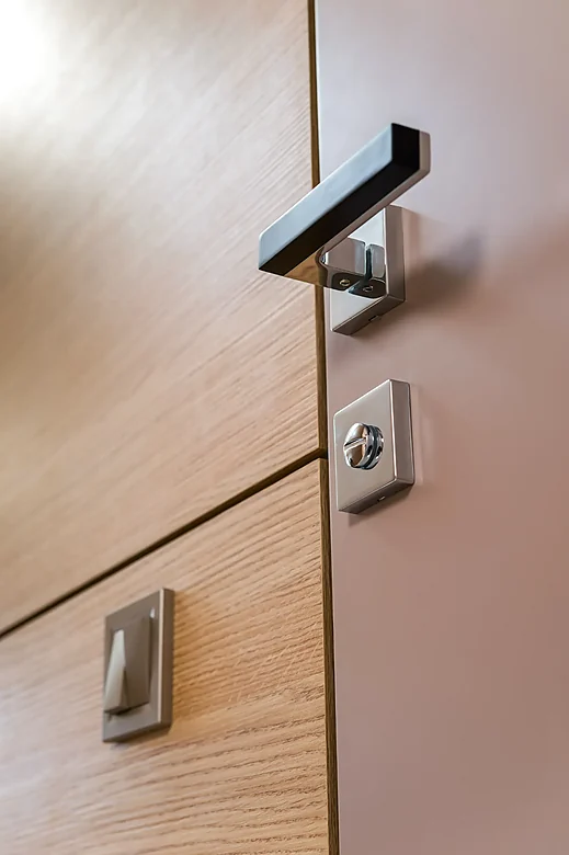 Exceptional Door Handle Lock Repair in Olds